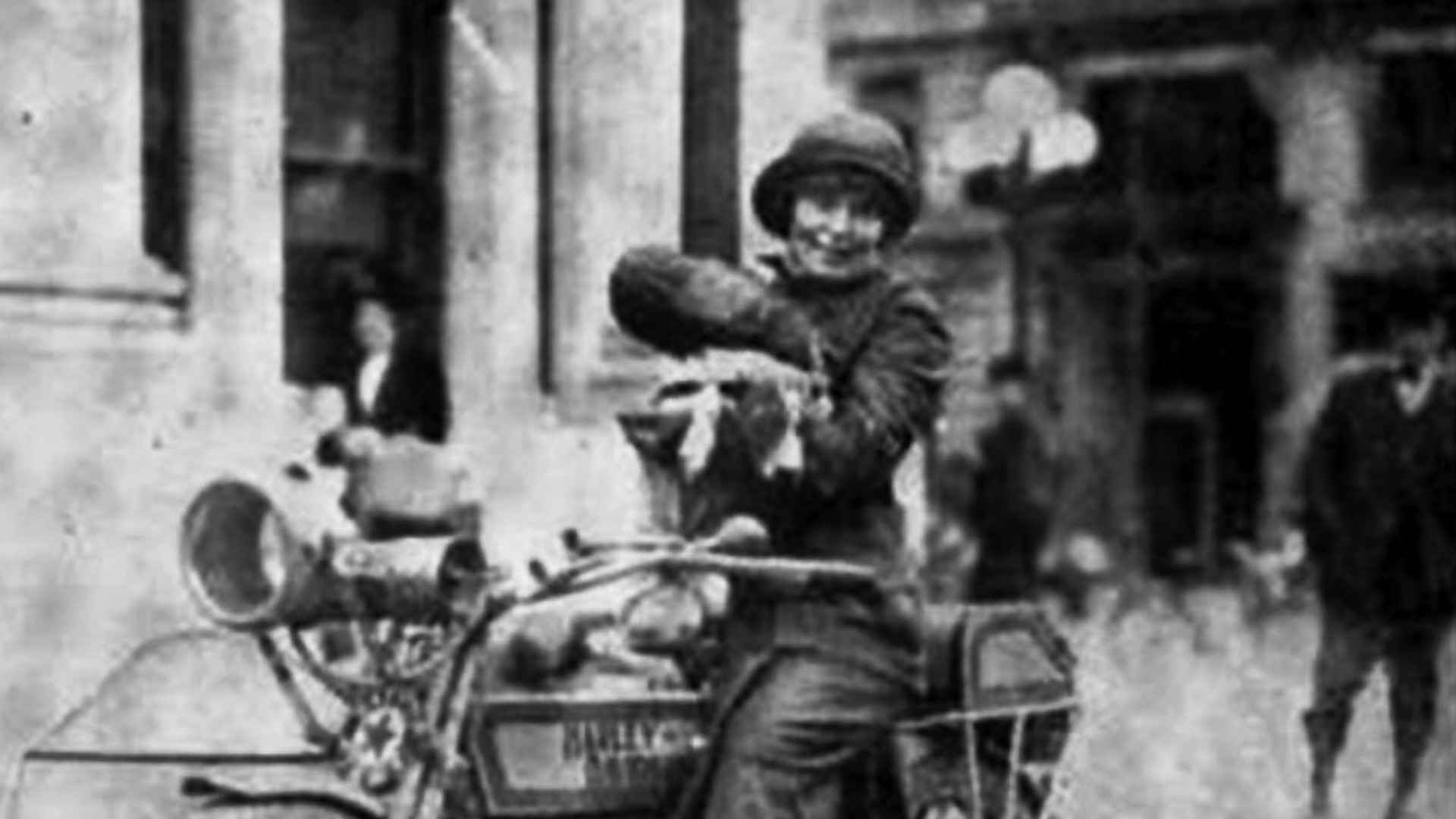 Motoristas que deberías conocer Della Crewe