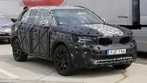 2018 Volvo XC40 spy photo