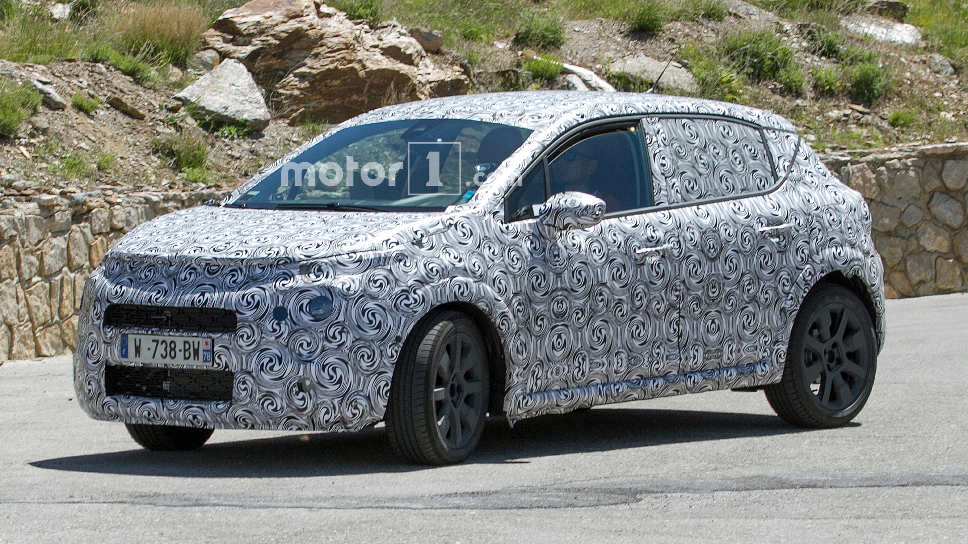 17 Citroen C3 Spied With A Bolder Design