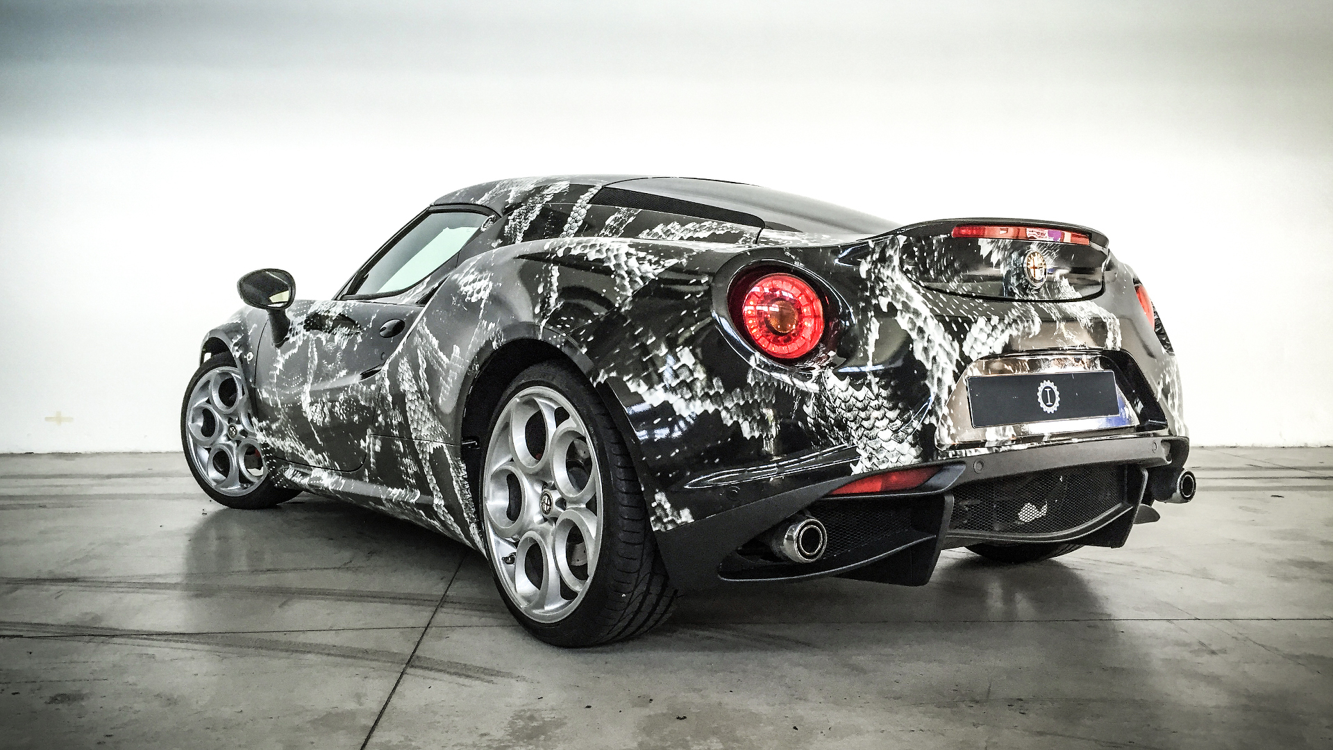 Alfa Romeo 4c Gets A Scaly Wrap Inspired By Limited