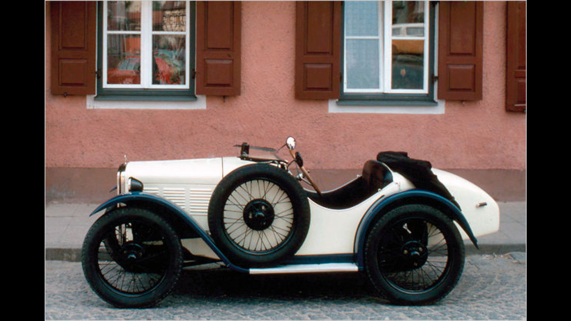 Die Geschichte der BMW-Roadster zum Durchklicken