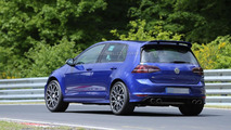 2016 Volkswagen Golf R420 spy photo