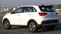 Production Kia KX3 spy photo / Autohome