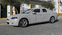 2016 Skoda Superb spy photo