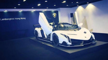 White Lamborghini Veneno Roadster