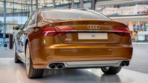 Audi S8 facelift in Ipanema Brown Metallic