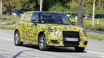 2017 MINI Countryman spy photo