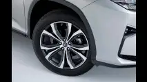 Lexus RX L
