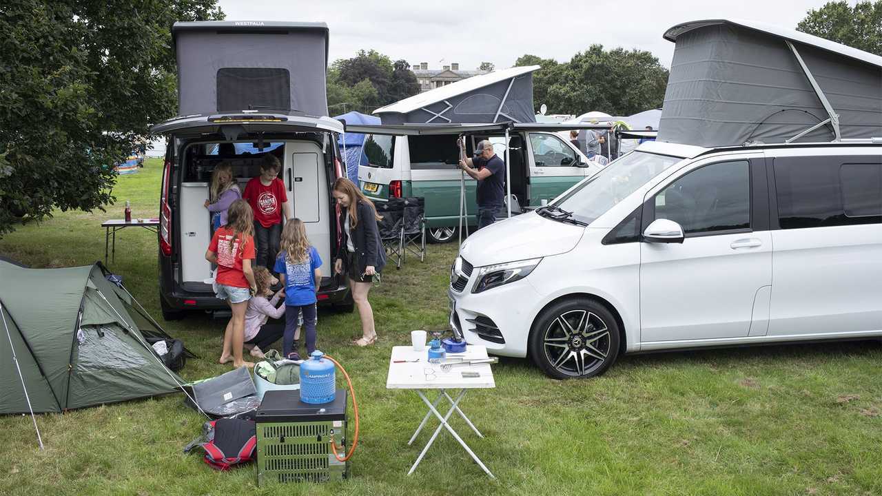 Camper van a confronto. VW California, Ford Nugget e MB Marco Polo