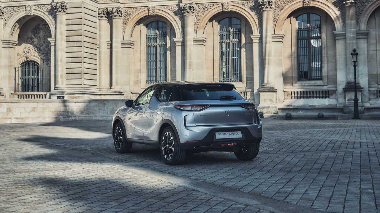 DS 3 CROSSBACK LOUVRE