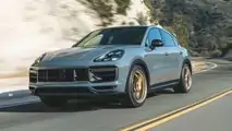 Quartier extérieur avant du Porsche Cayenne Turbo GT 2022