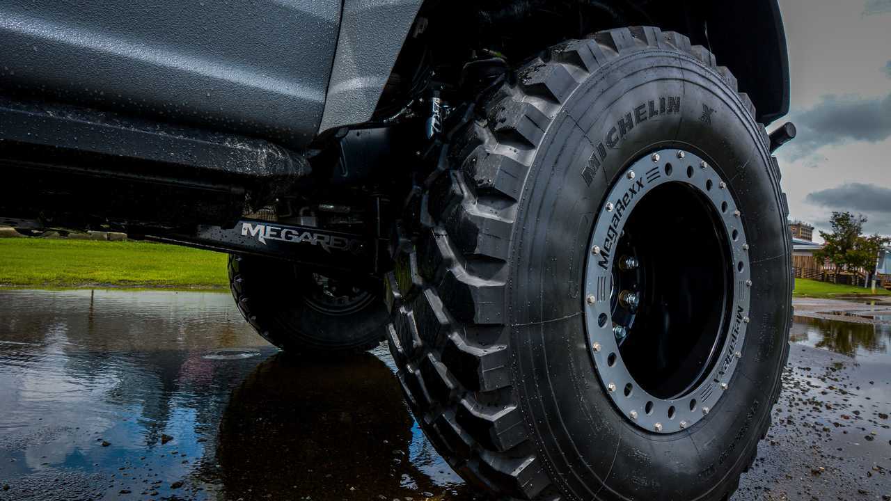 MegaRexx MegaRaptor Ford F-250 Super Duty