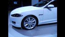 Dentro la Jaguar XF Sportbrake al Salone di Ginevra 2012