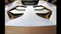 Lamborghini Aventador Roadster National Day Golden Limited Edition