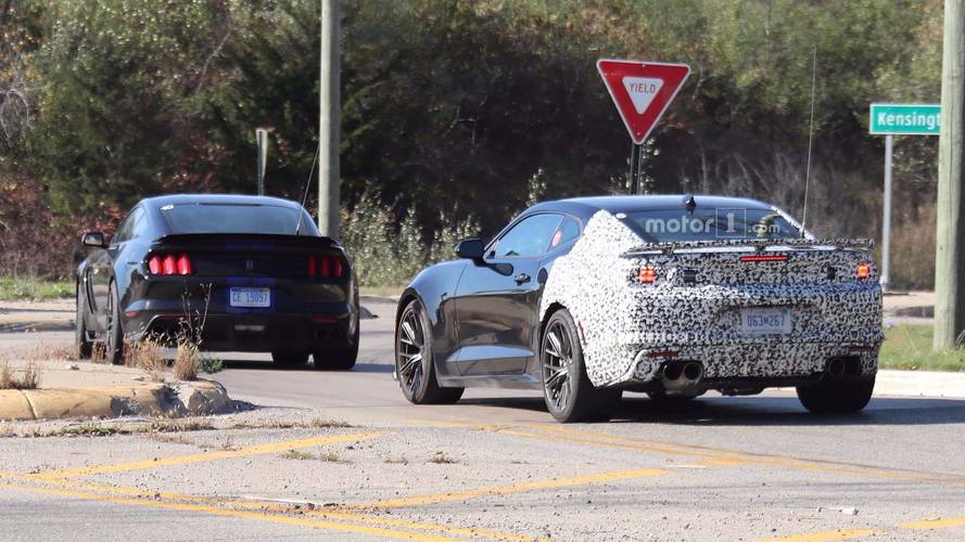 2019 Chevrolet Camaro ailesi casus fotoğrafları