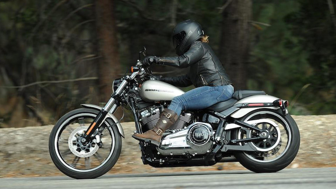 2018 Harley Davidson Breakout >> 2018 Harley Davidson Breakout Motor1 Com Photos 2018 Harley Davidson Breakout >> 2018 Harley Davidson Breakout Motor1 Com Photos
