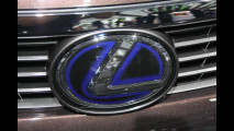 Lexus CT 200h al Salone di Parigi 2010