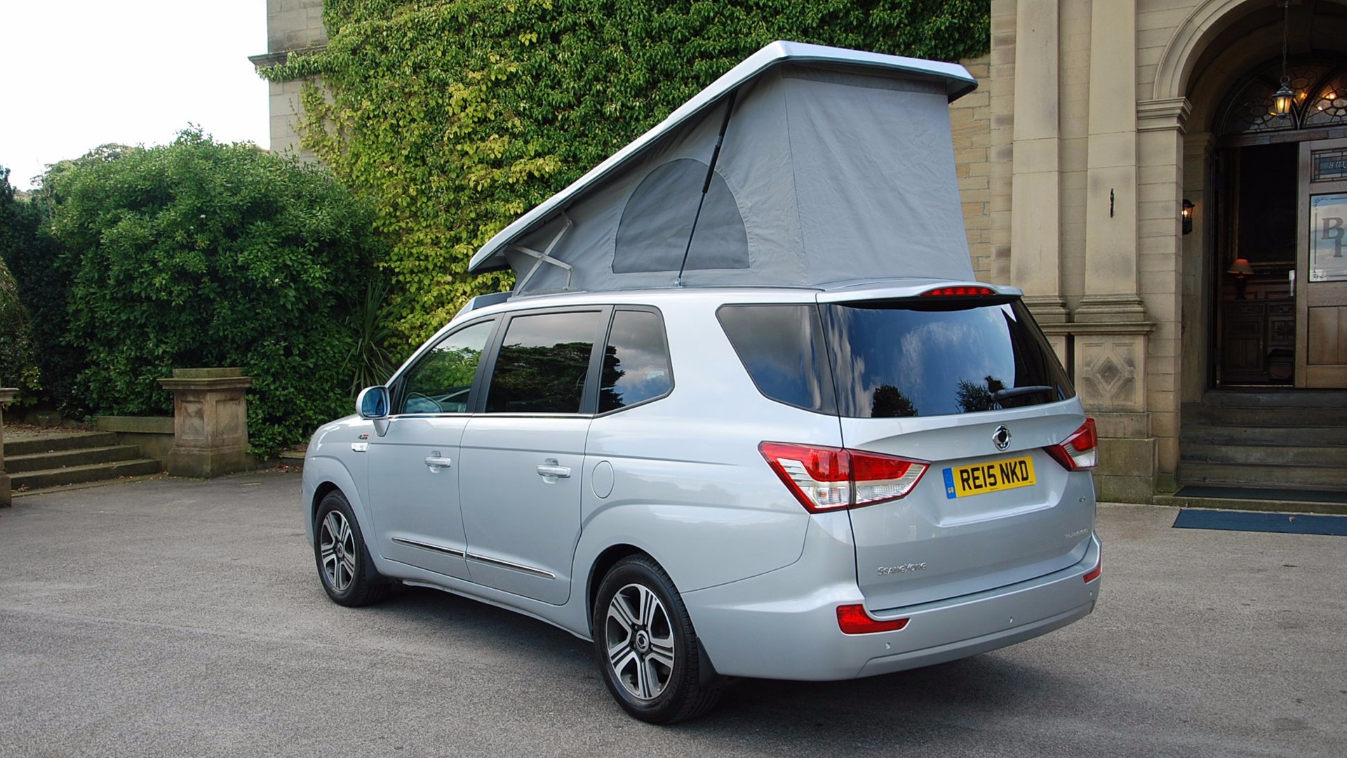 Ssangyong Turismo Tourist Camper Conversion Wins Award Ssangyong Turismo Tourist Camper