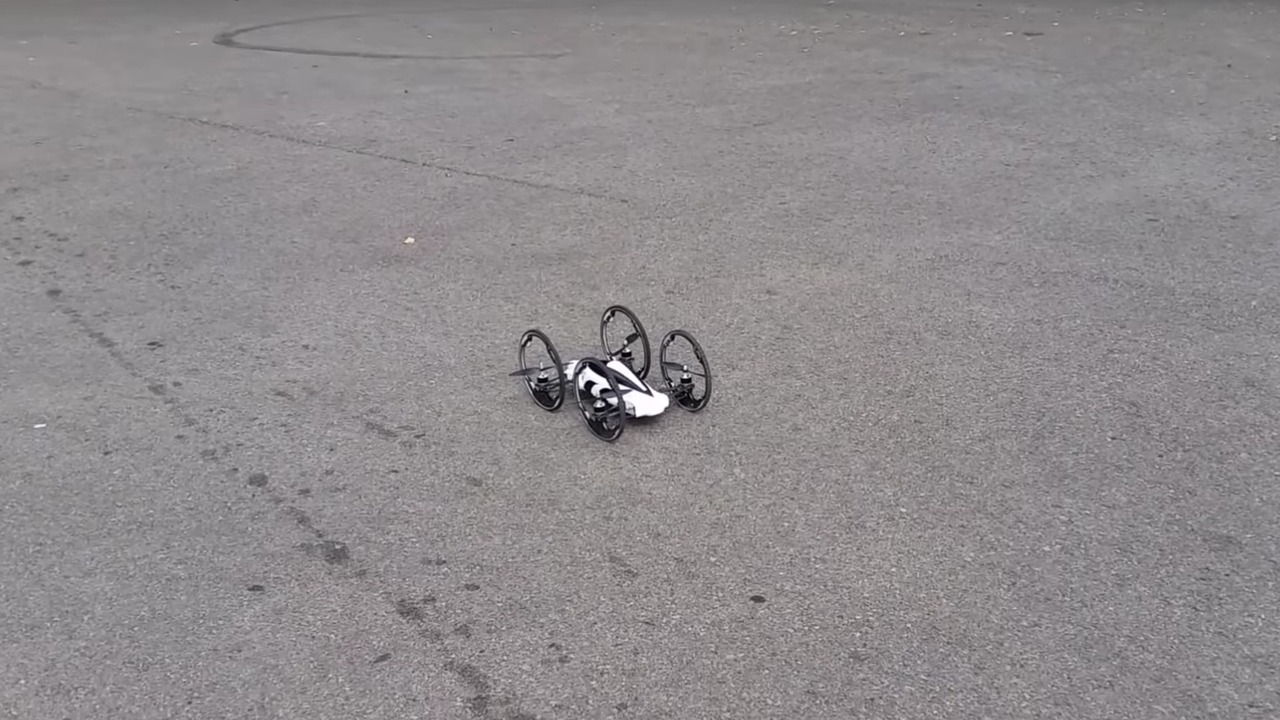 Hem havada hem karada gidebilen drone