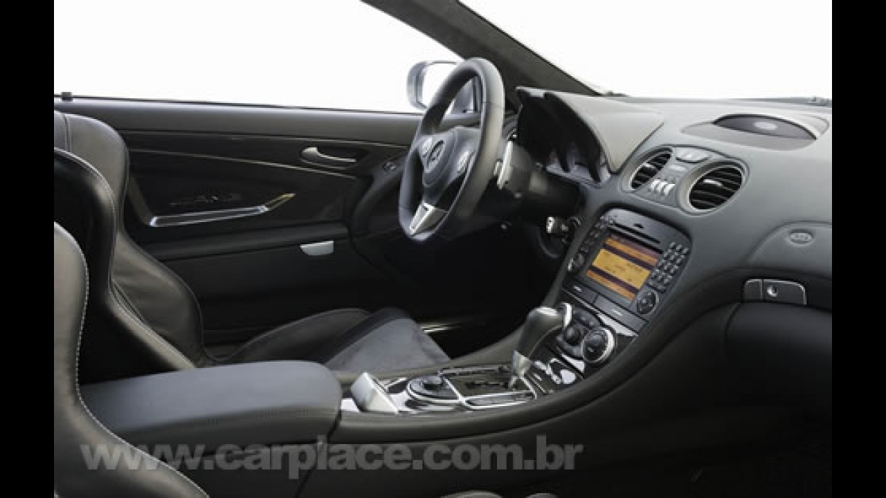 Mercedes-Benz revela o novo SL65 AMG Black Series com motor V12 de 661cv