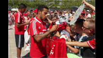 Neue Autos für FC Bayern