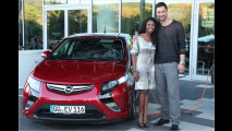 Katie Melua singt für Opel