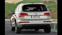 Audi Q7 mit weniger Tarnung erwischt