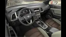 SUV auf dem Offroad-Trip