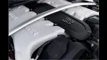 Der analoge Aston Martin