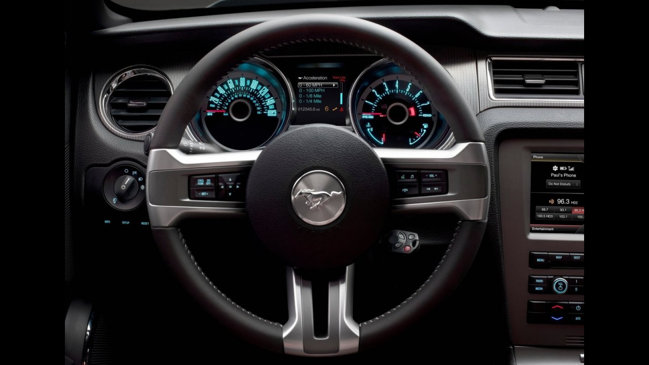 Ford Mustang 2013 é revelado oficialmente - Veja fotos