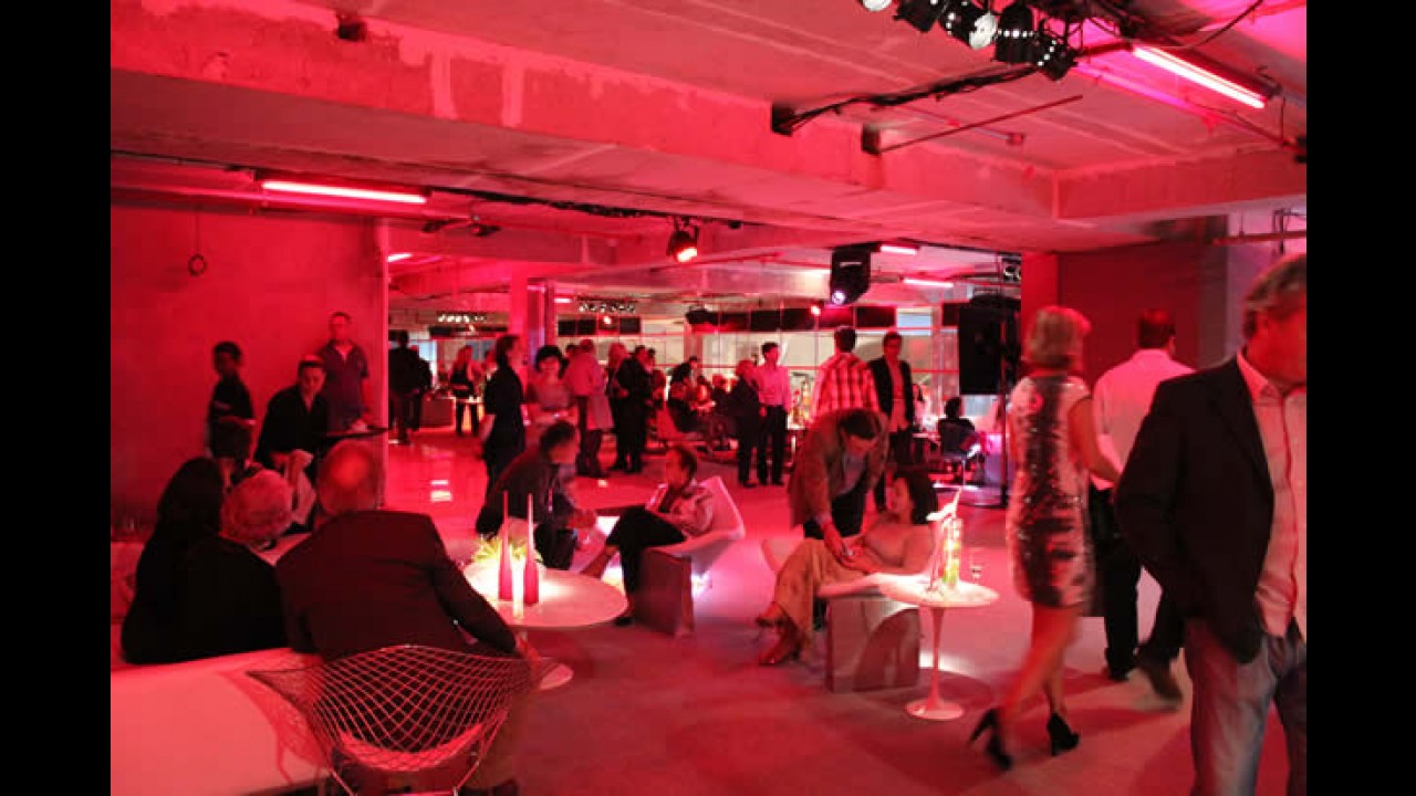 Audi lança oficialmente A1 no Brasil em megaevento em SP - Veja fotos do AreA1