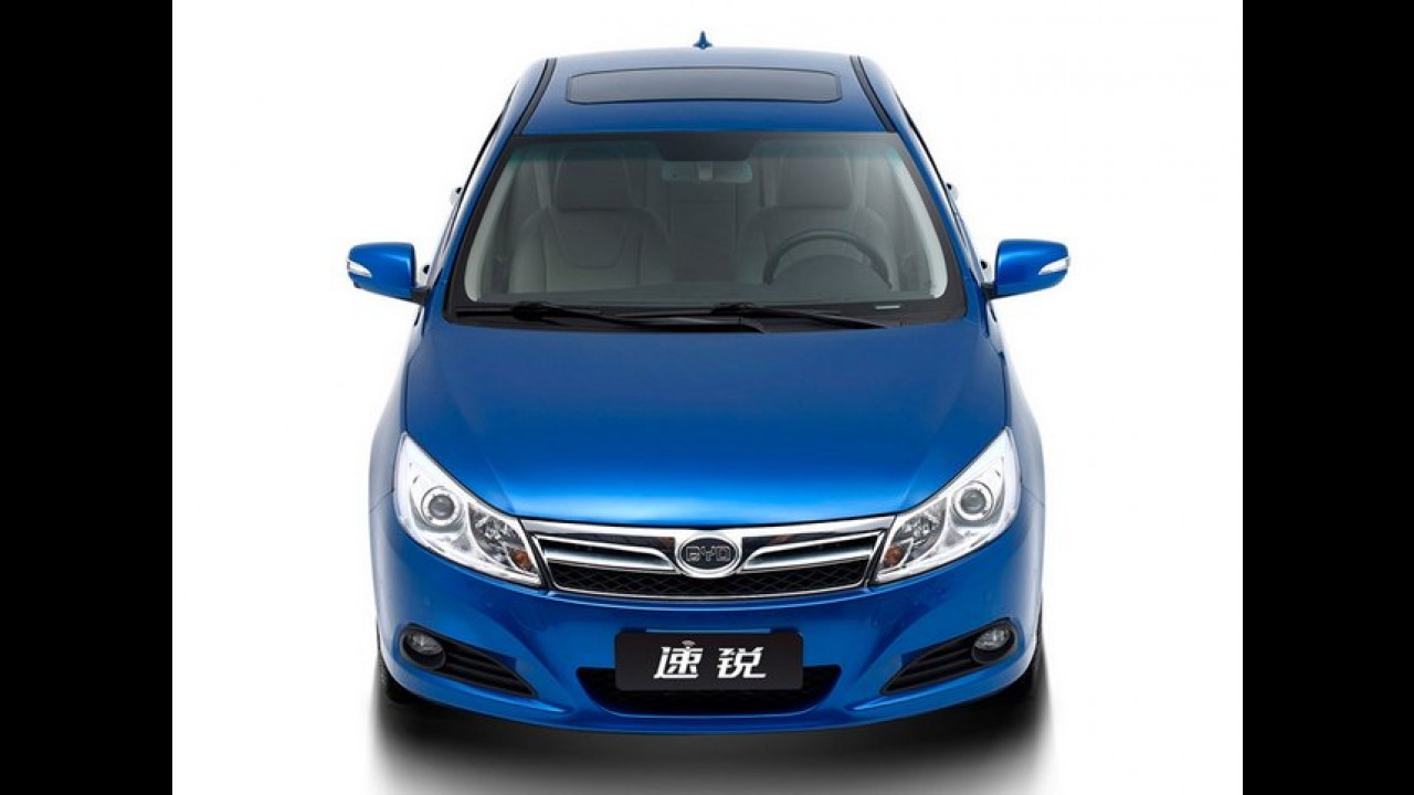 BYD F3 Plus: Veja os detalhes do sedã que pode ser estacionado por controle remoto