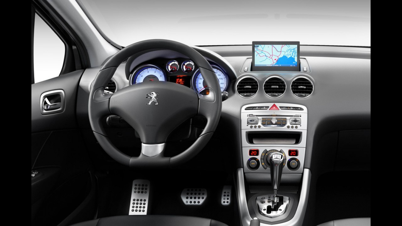 Peugeot 408 Griffe THP é lançado oficialmente e agora custa R$ 81.490