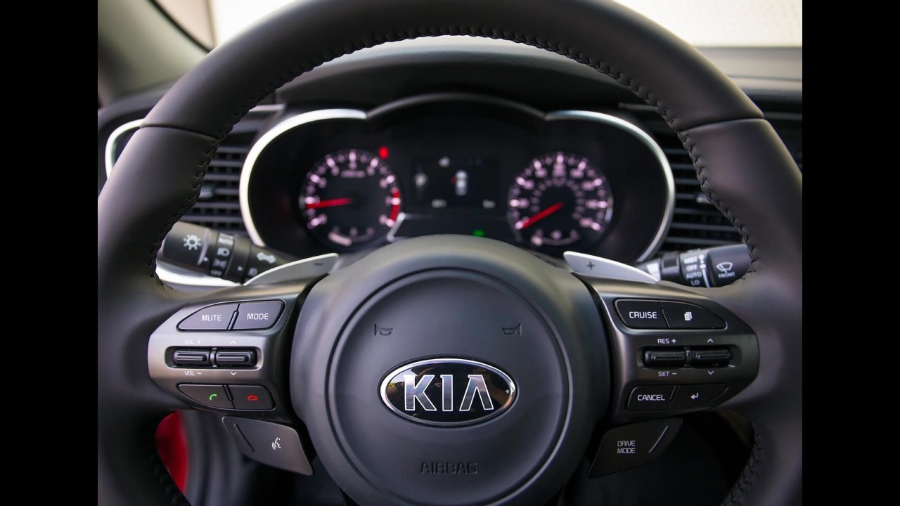 Kia Optima 2014 ganha leve retoque no visual; veja fotos