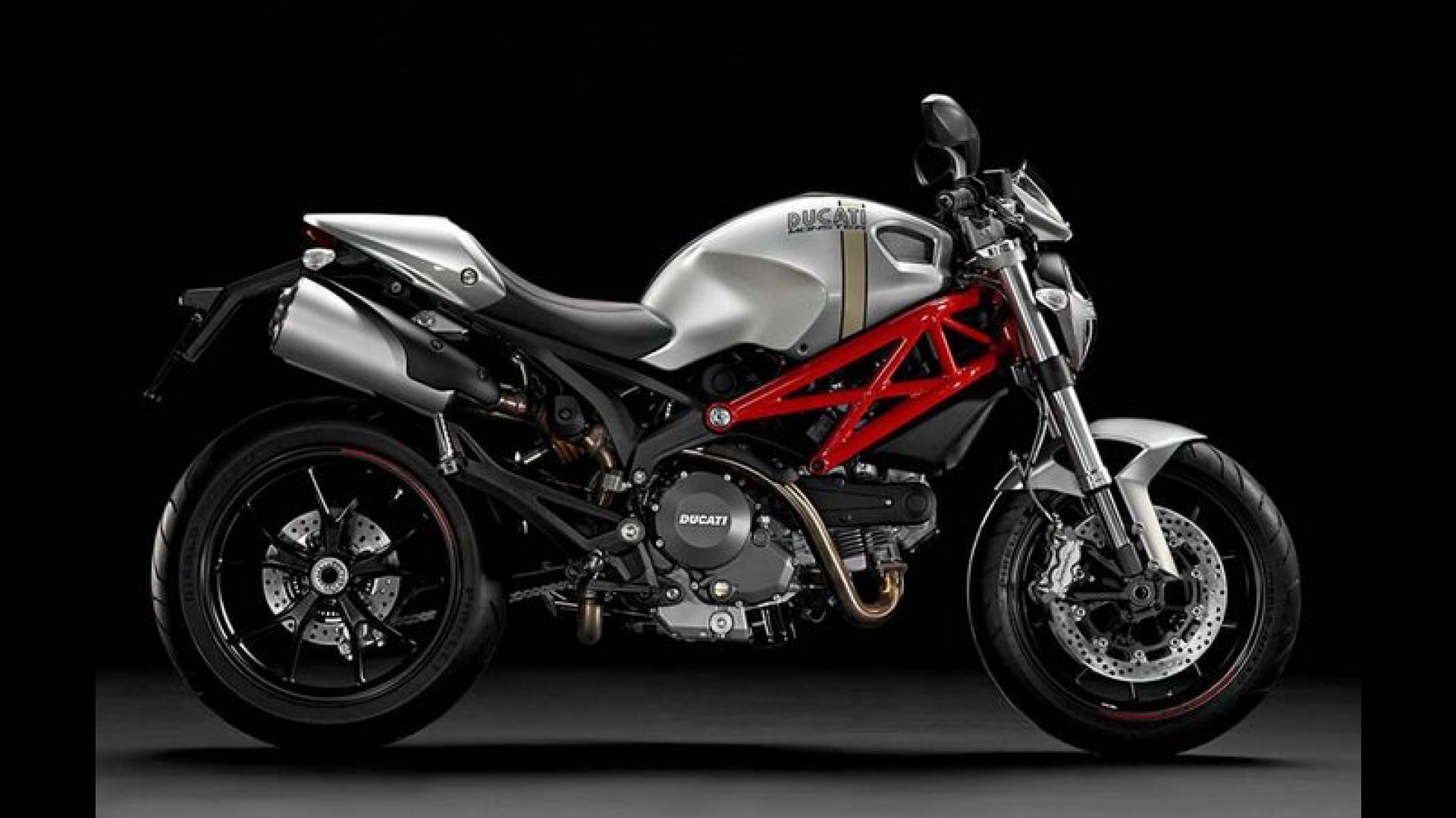 ducati monster 696 body kit