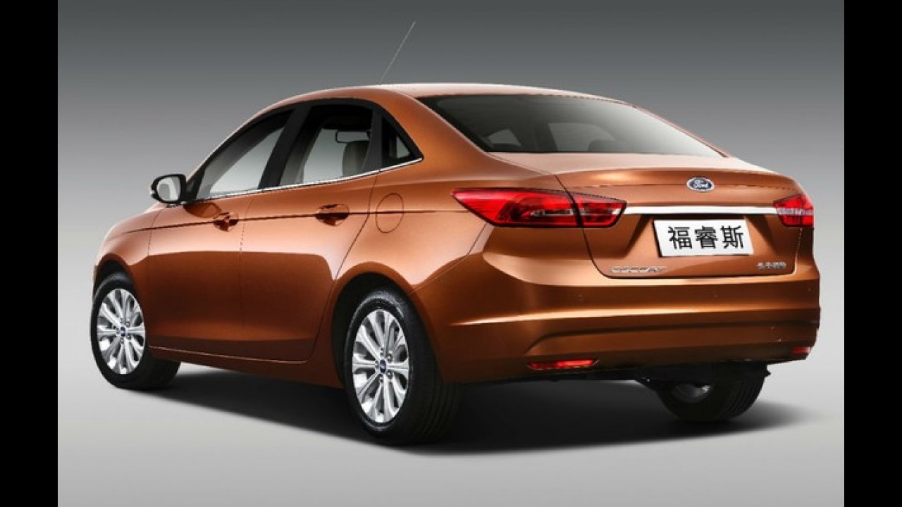 Salão de Pequim: Ford marca retorno do Escort
