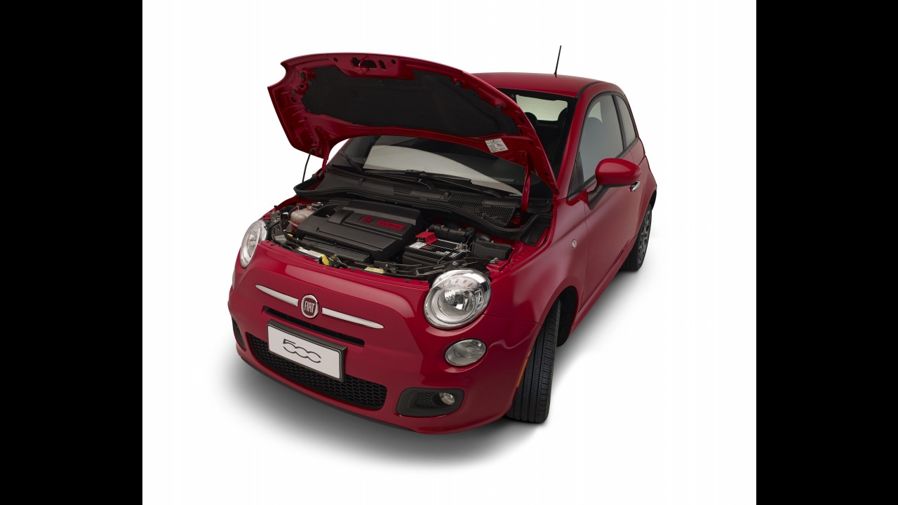 Teste CARPLACE: Fiat 500 Cabrio ganha fôlego com motor MultiAir flex
