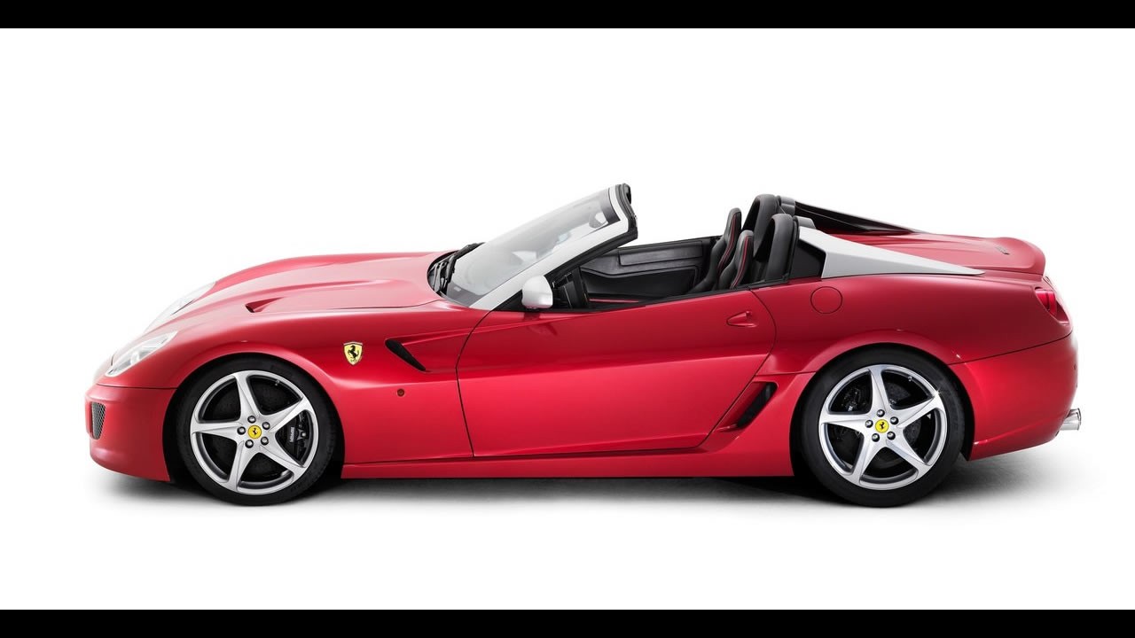 Ferrari revela a 599 SA Aperta 2011 - Motor V12 tem 670cv