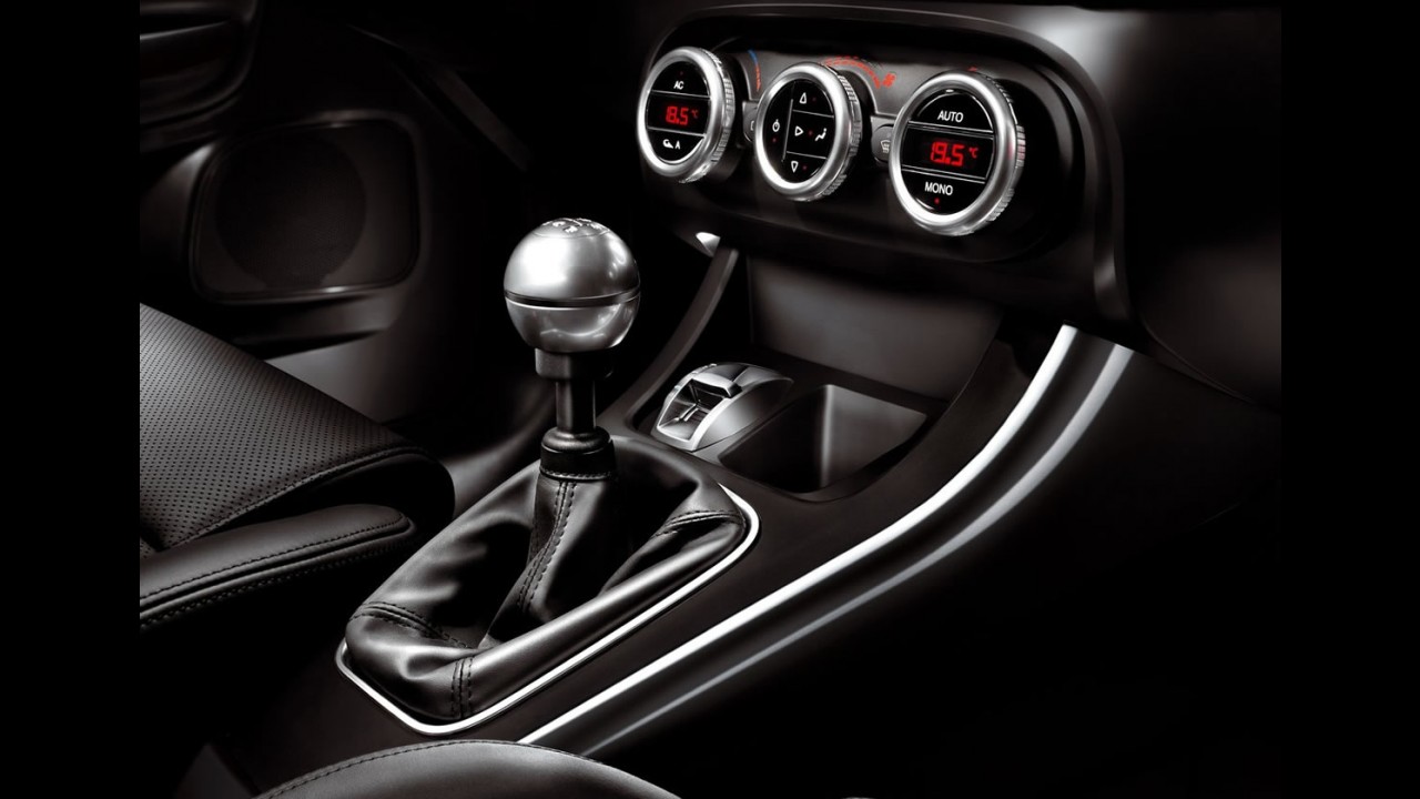 Alfa Romeo Giulietta - Confira todos os detalhes em fotos em alta resolução