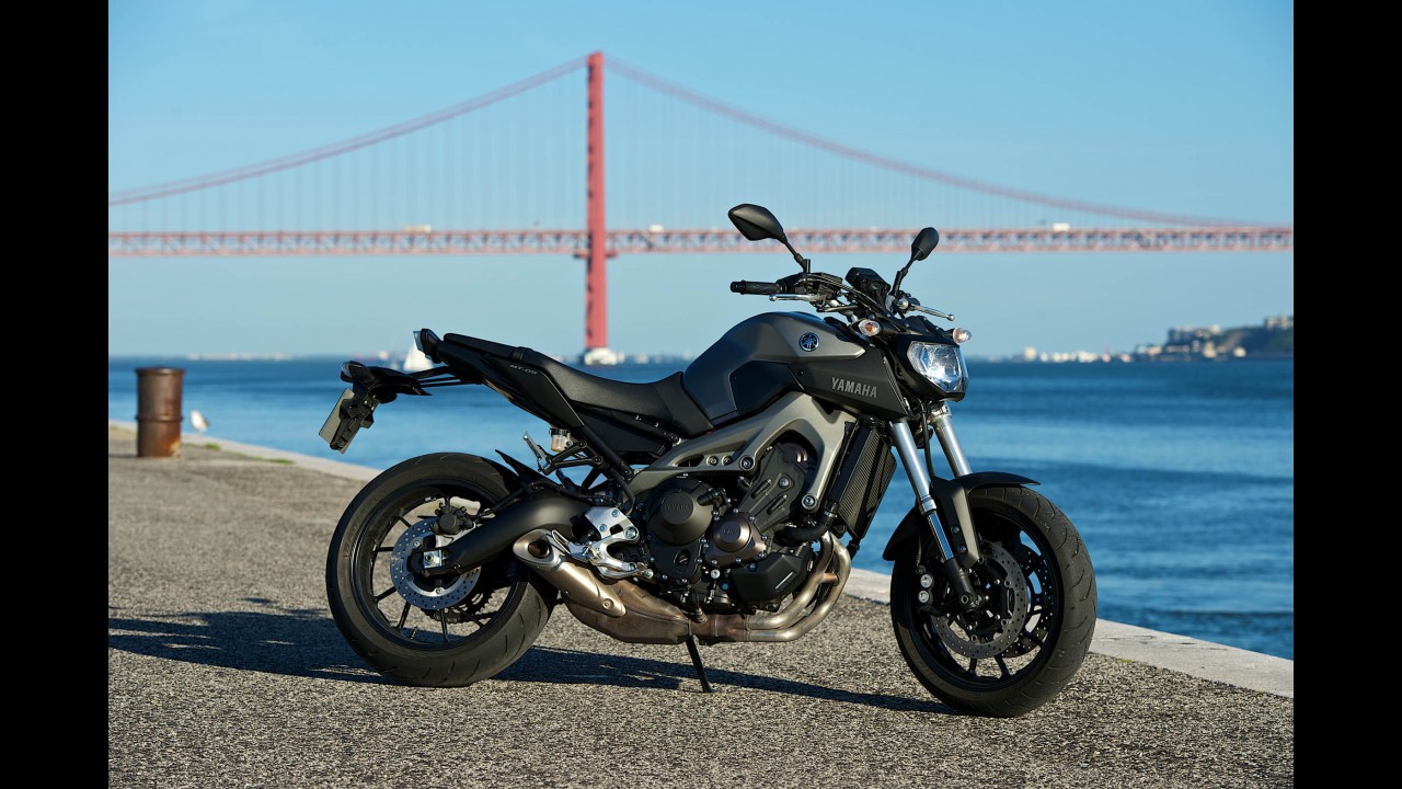 No QG da Yamaha: contato com as novas T-Max, Crosser e Fazer 150