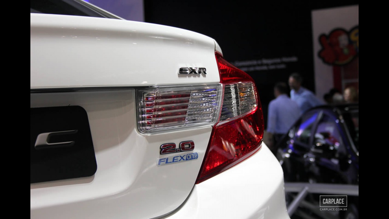 Salão do Automóvel - O povo pediu e a Honda atendeu: Novo Civic ganha motor 2.0 de 155 cv