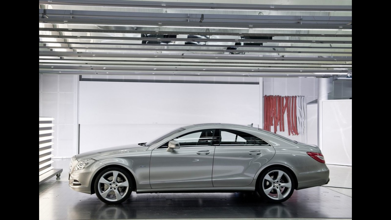 Mercedes-Benz divulga imagens oficiais do Novo CLS 2012