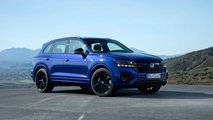 Beastly VW Touareg V10 TDI Hits Autobahn For Top Speed Run