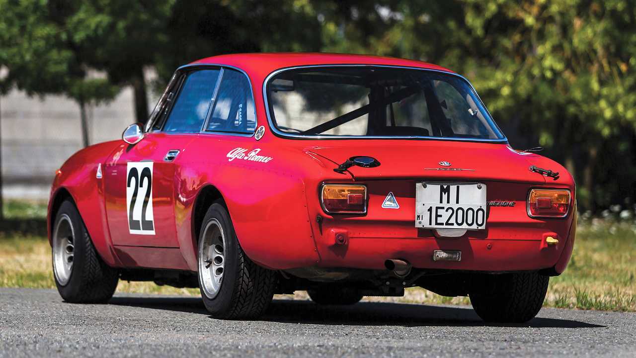 Alfa Romeo GIULIA GTA, régi, új összehasonlítani