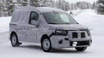 2020 Renault Kangoo yeni casus fotoğraf