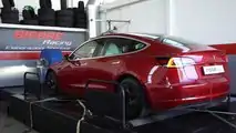Tesla Model 3, the double test at the bench
