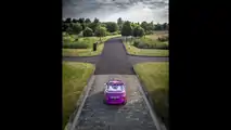 Rolls-Royce Dawn Fuxia