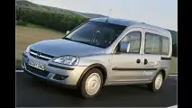 Kleiner Opel mit viel Gas