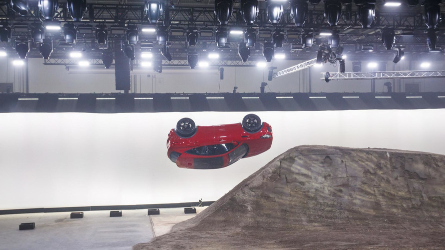 2018 Jaguar E-Pace Barrel Roll