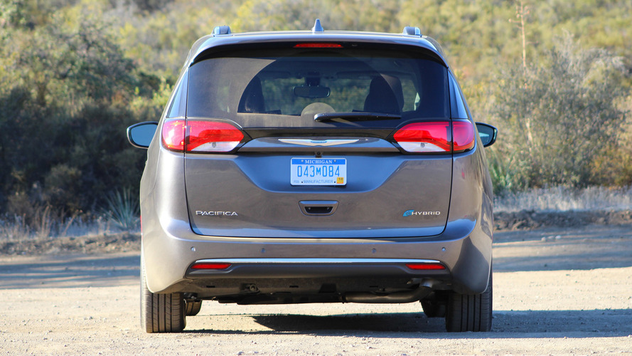 2017 Chrysler Pacifica Hybrid: First Drive